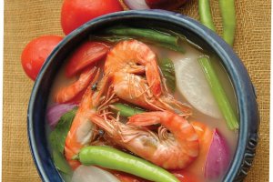 Filipino sour soup with shrimps "Sinigang na Hipon"
