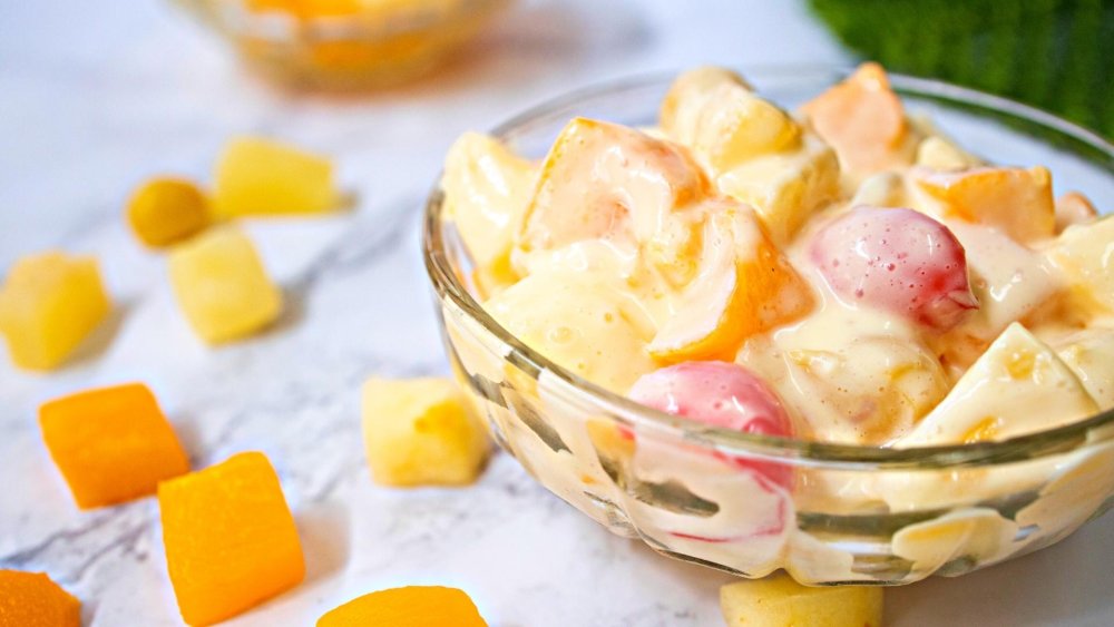 ovocný filipínský salát